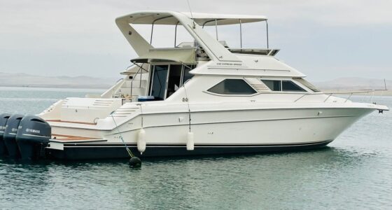 Yacht Tours in Paracas