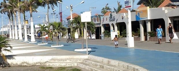 Shore Taxis Manta Port